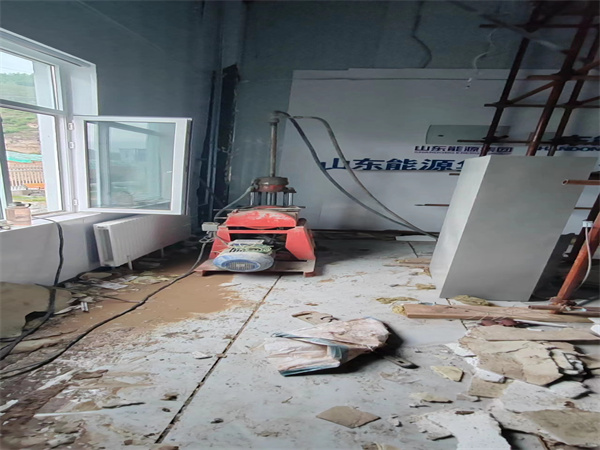 工农地基基础下沉墙体裂缝加固注浆顶升施工